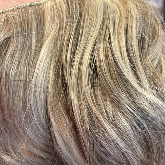 20 inch invisible hair extension comes with all accessories - Picture 4 of 12